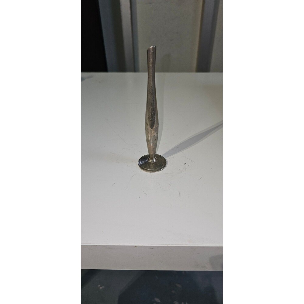 Silver pen holder
